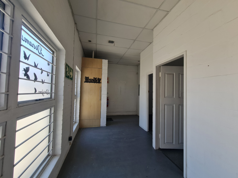 To Let commercial Property for Rent in Montague Gardens Western Cape